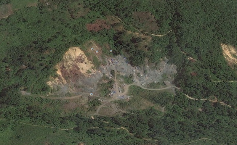 Minen, Dominikanische Republik Google Earth Larimarmine 2